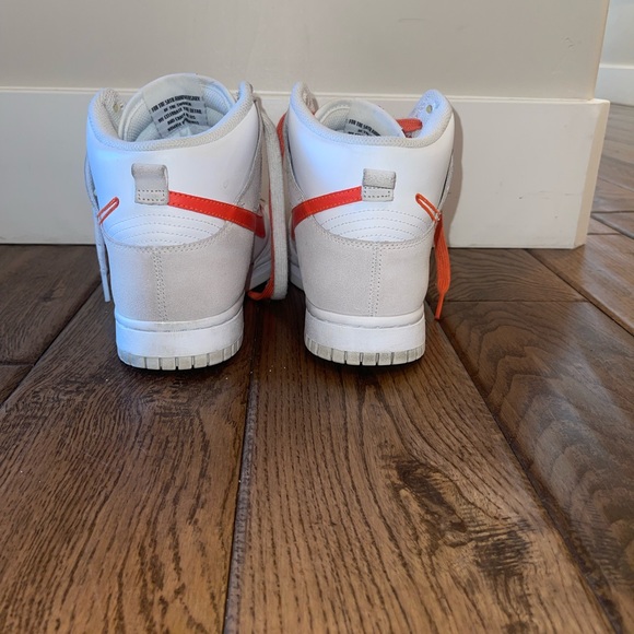 Nike Dunks - Picture 5 of 7